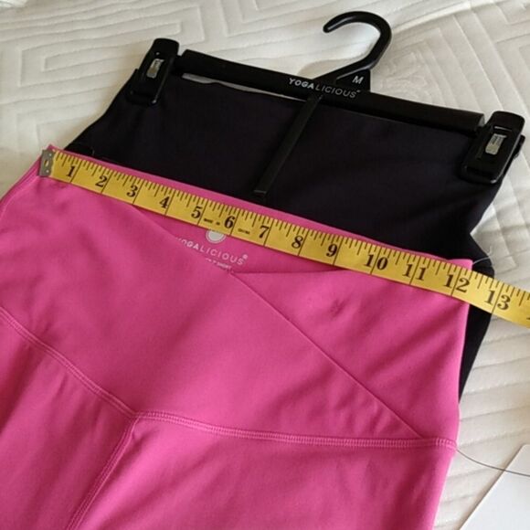 2 pk. Yogalicious 7" bike shorts black & pink - Picture 3 of 10